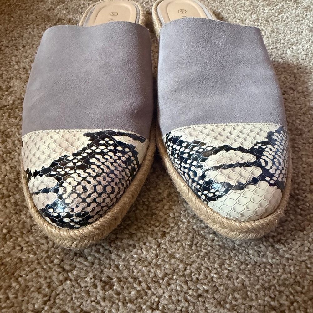 KAANAS Womens 9 Grey Suede Snakeskin Espadrille Mules Pointed Toe Slip On Flats - Picture 6 of 6